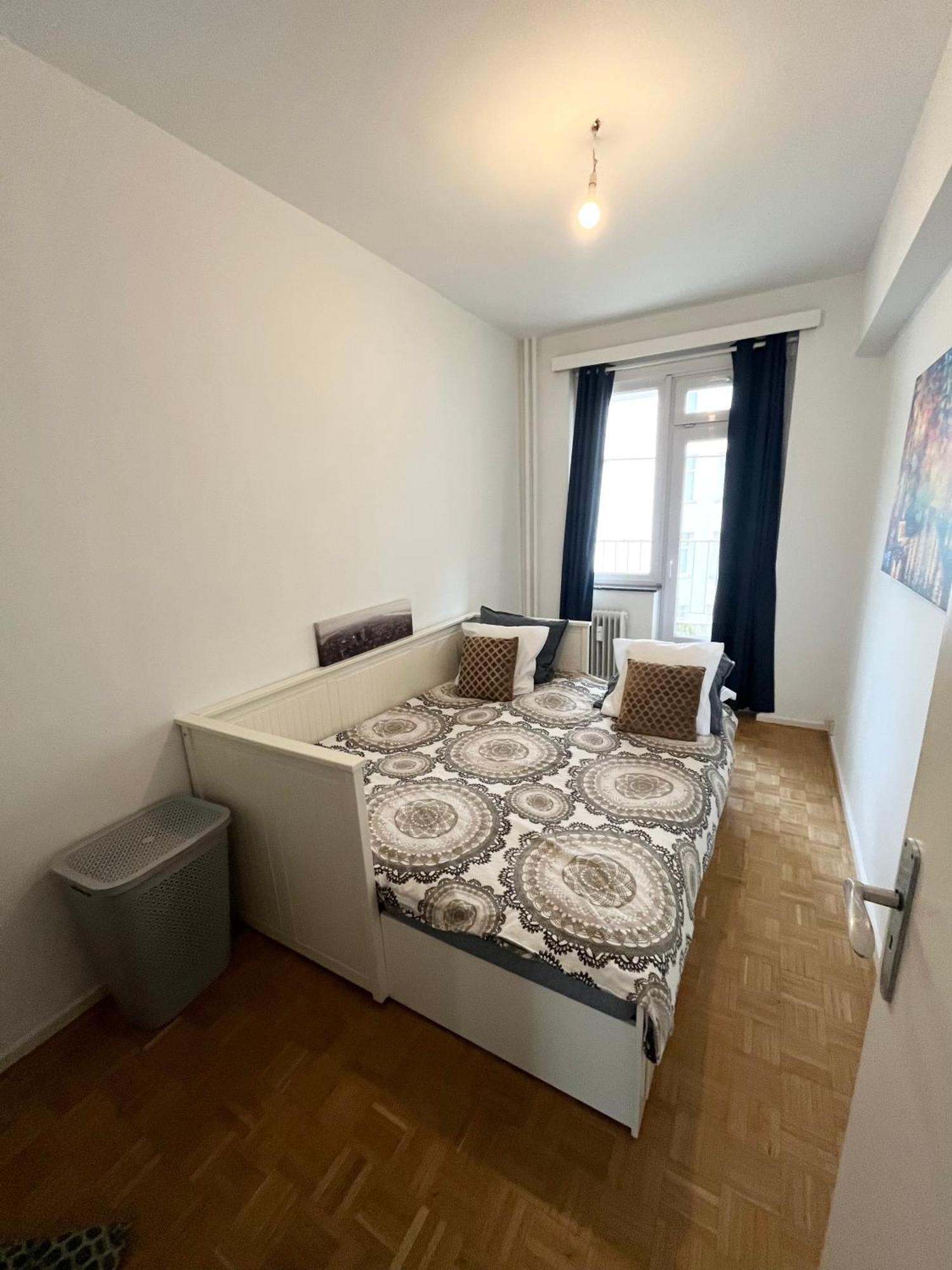 Cosy Two Bedroom Apartment In Brüssel Exterior foto